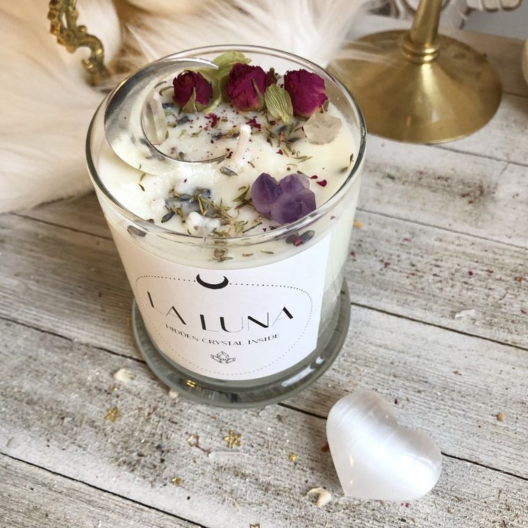 La Luna candle with mystery crystal inside